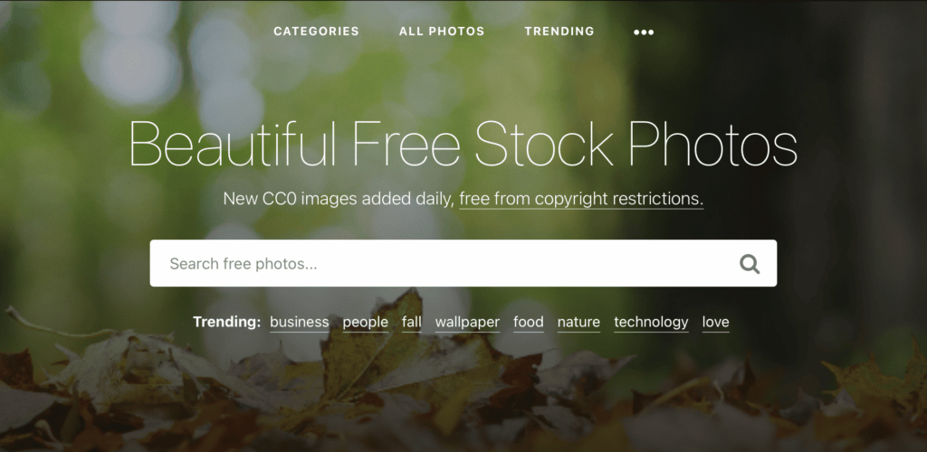 Die Webseite StockSnap.io bietet kostenfreie, designorientierte Stockfotos.